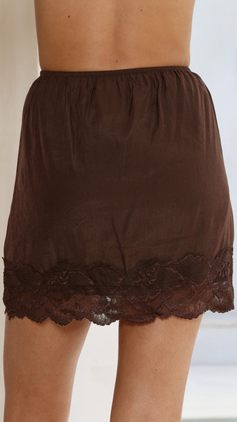 Davonne Lace Mini Skirt - Chocolate