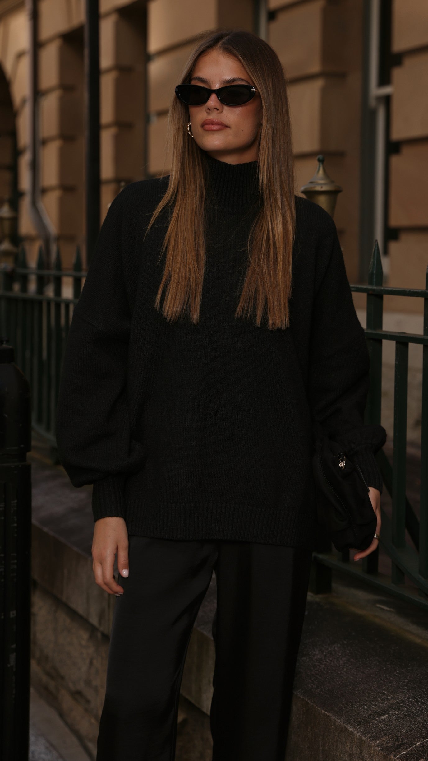 Harita Knitted Sweater - Black