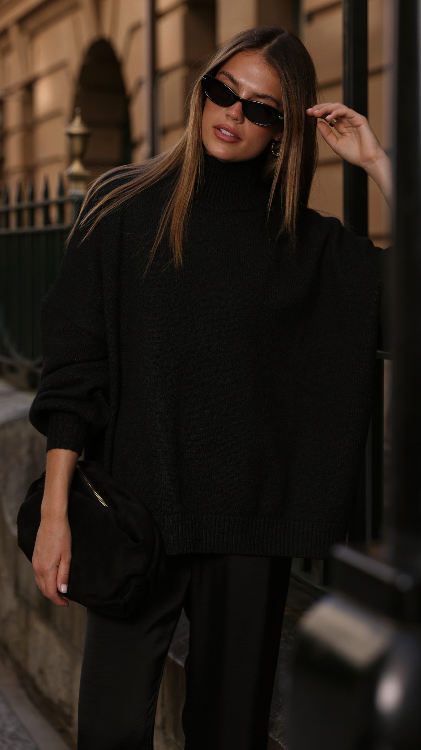 Harita Knitted Sweater - Black