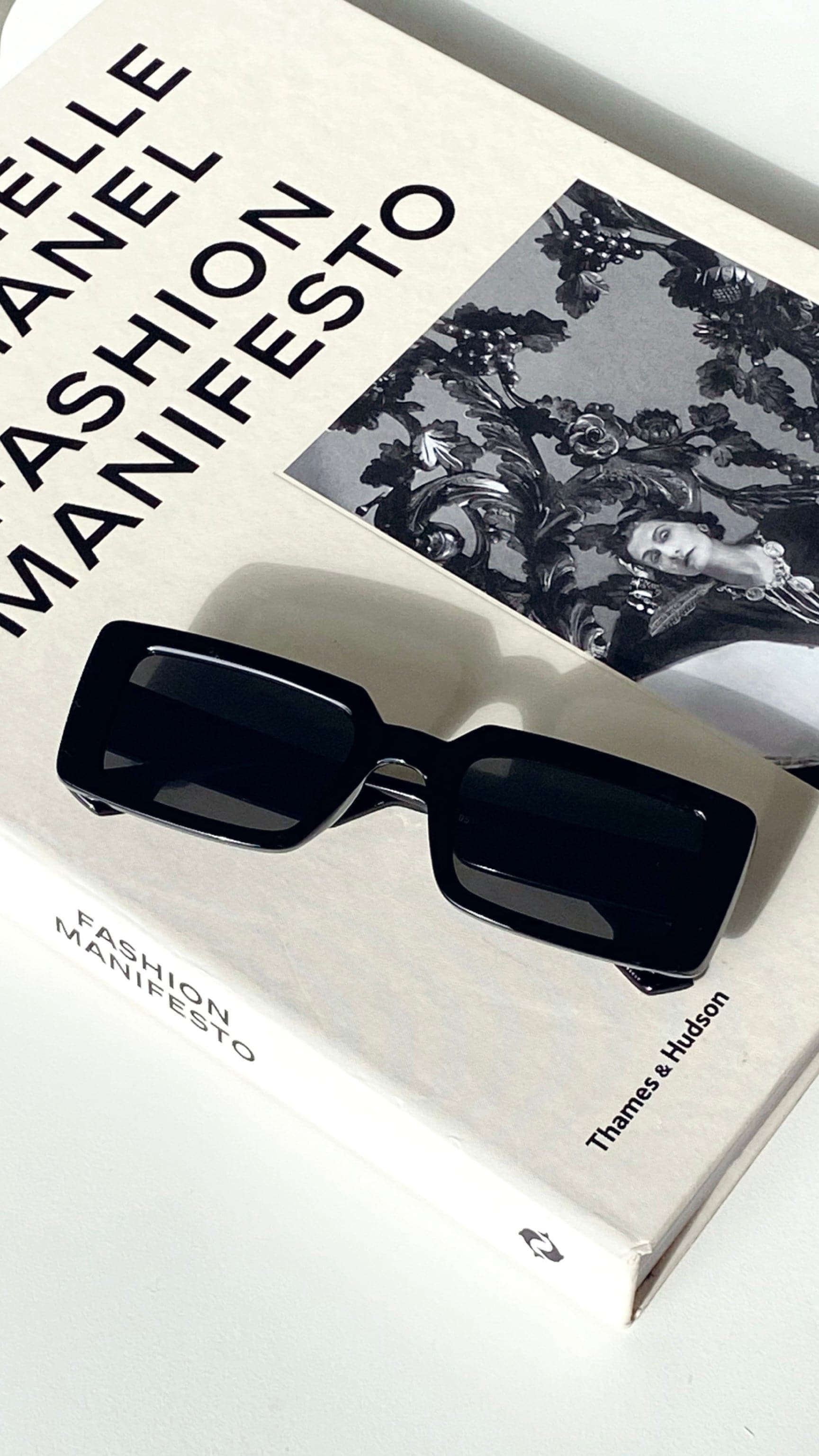 Danica Sunglasses - Black