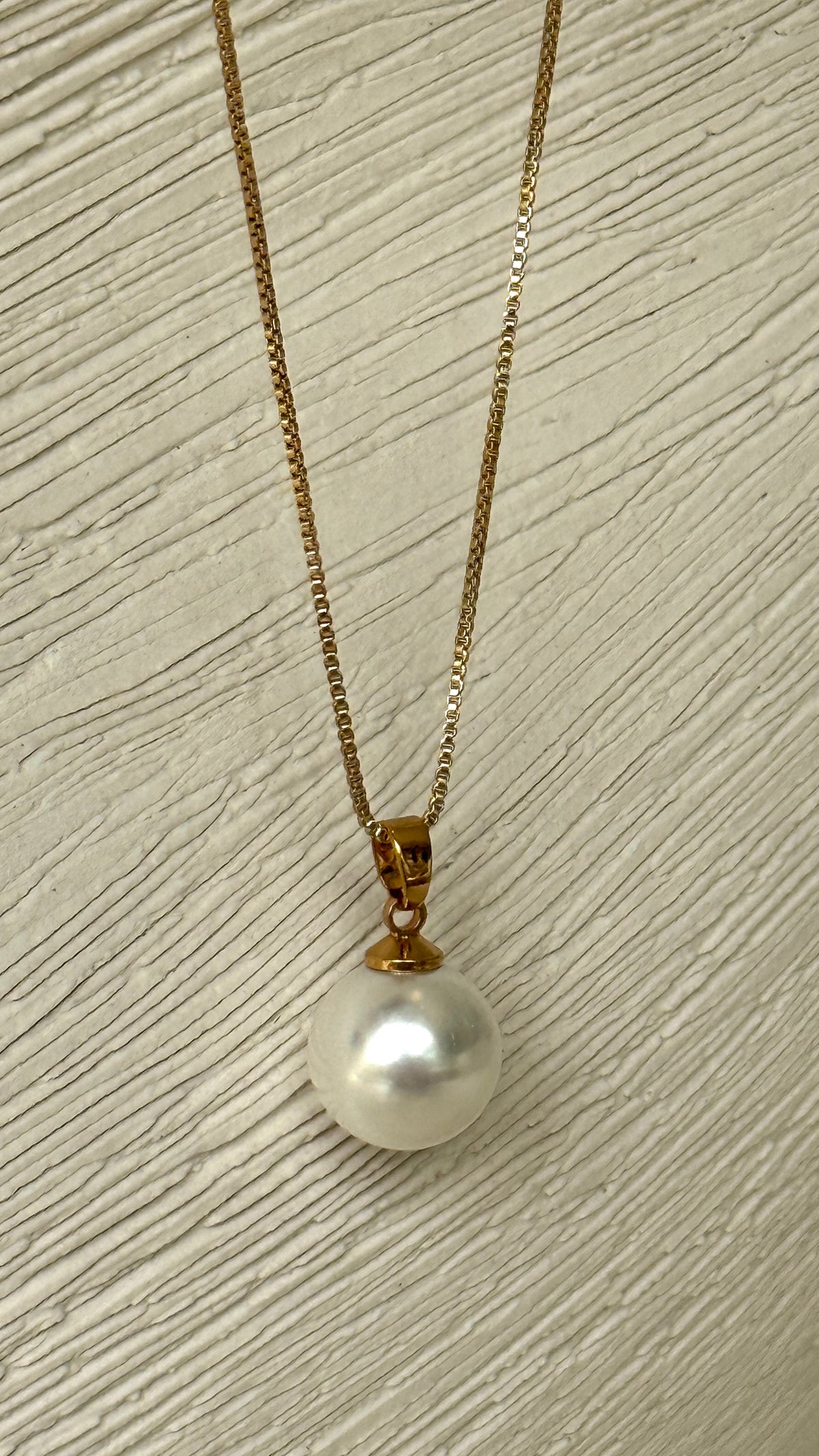 Classic Pearl 18K Gold Plated Necklace - Gold