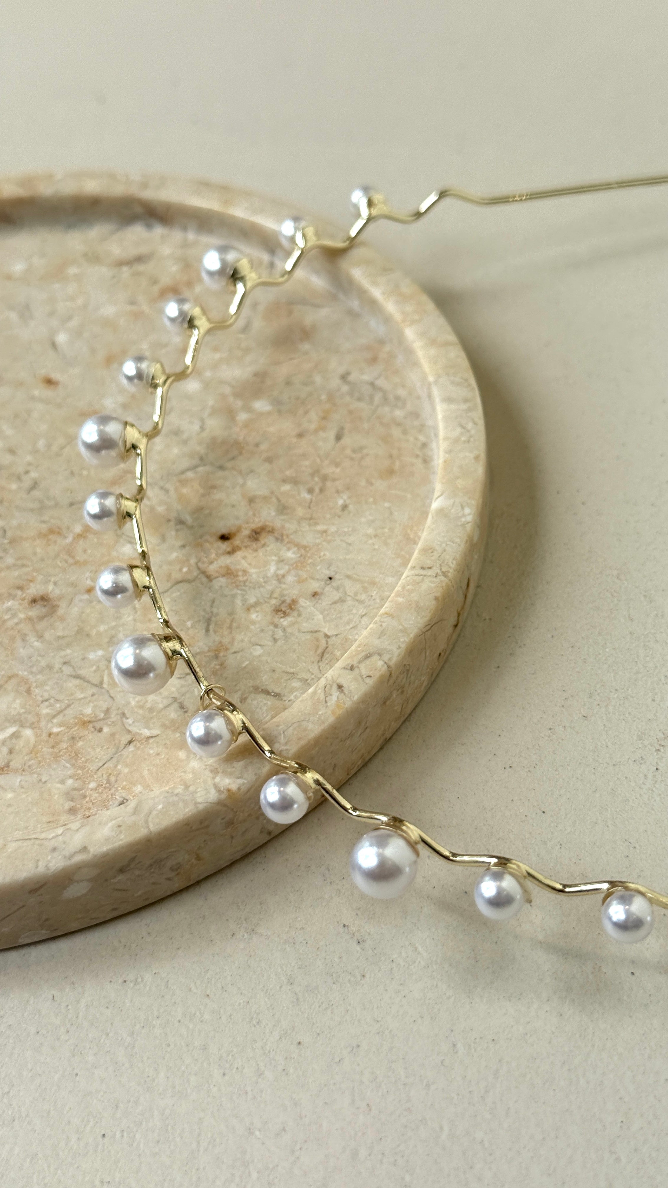 Isla Dainty Pearl Statement Headband - White