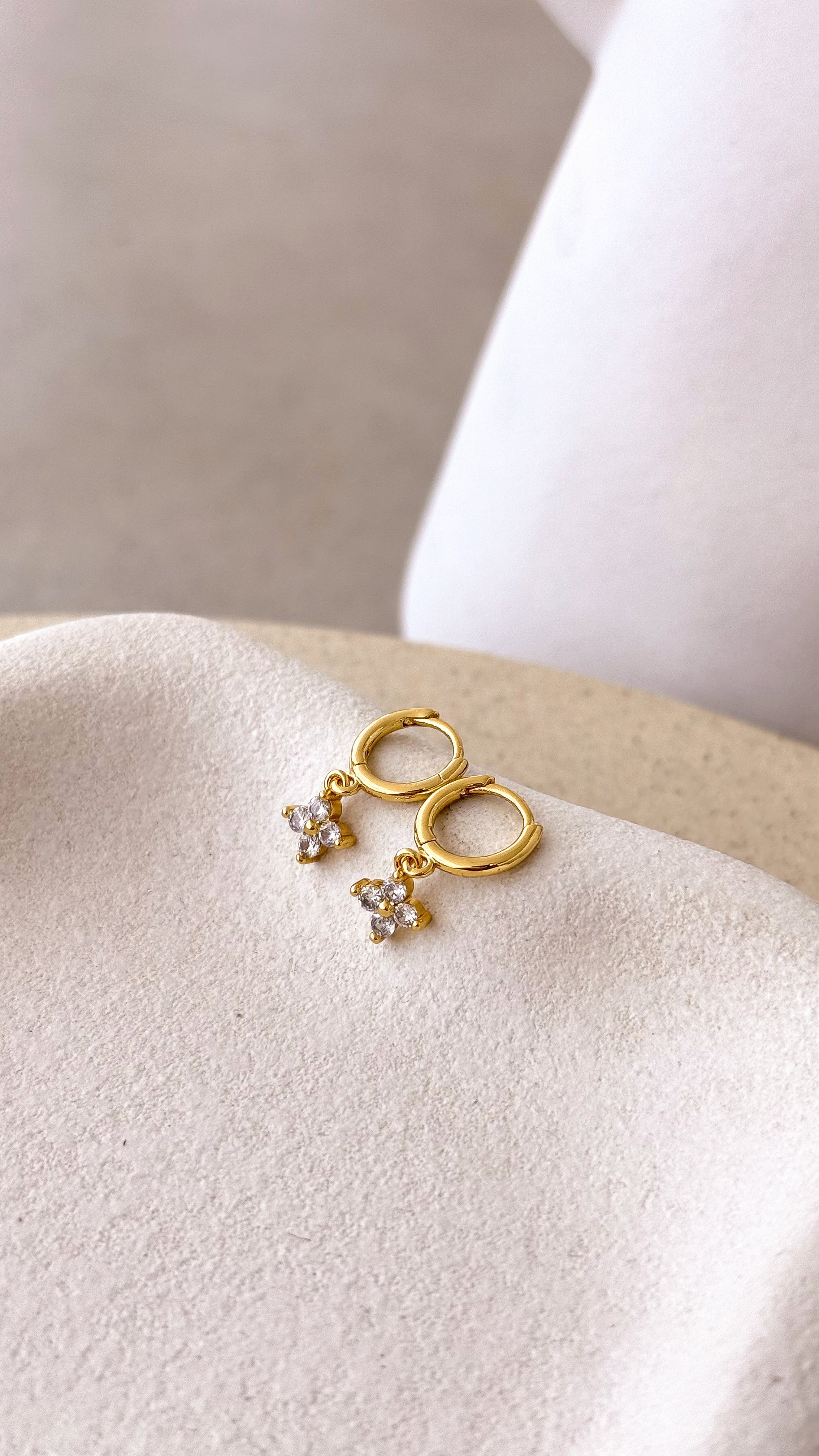 Georgie Earrings - Gold